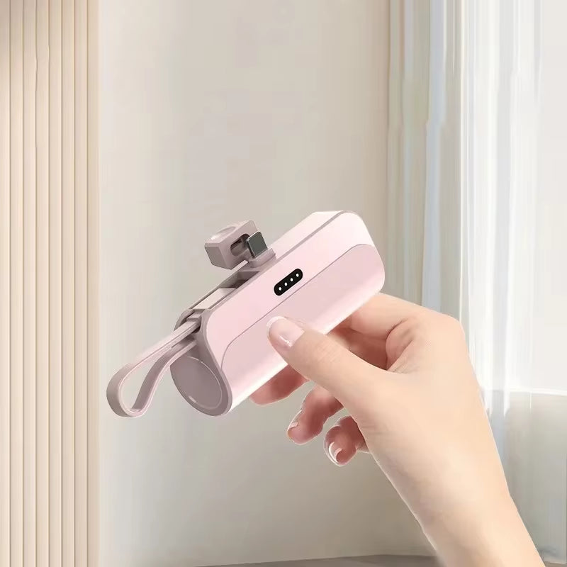 10000Mah Mini Capsule Power Bank 2 in 1 Built in Cable Large Capacity Fast Charging External Battery Plug Play for Iphone Type-C